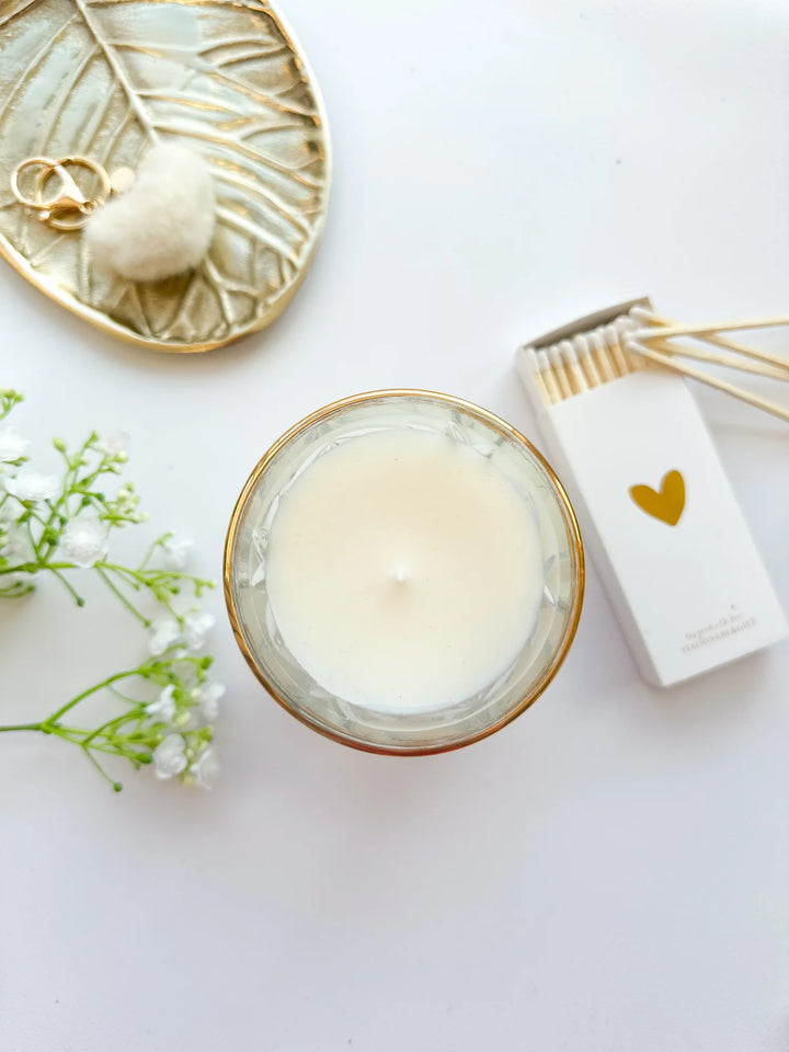 Scented Candle With Bow - Stationary - By Liev
