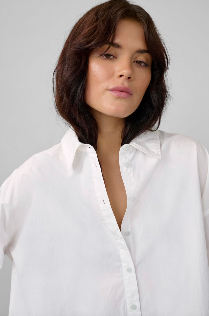 Boxy Shirt - My Essential Wardrobe - By Liev