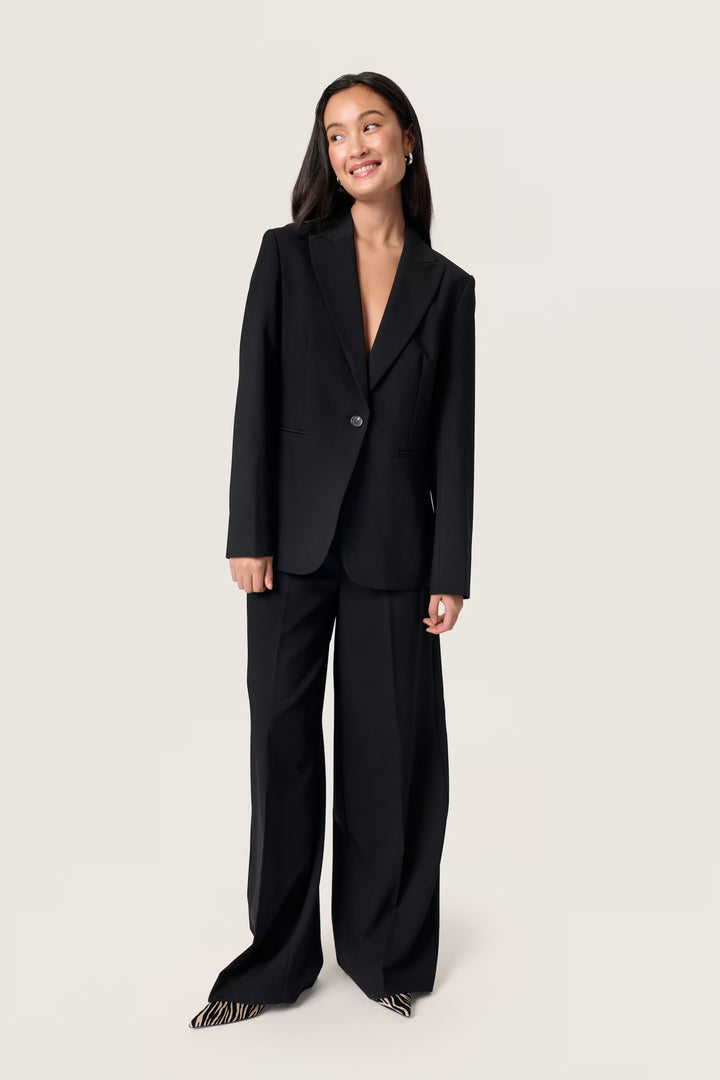 Black Blazer - Soaked - Liev