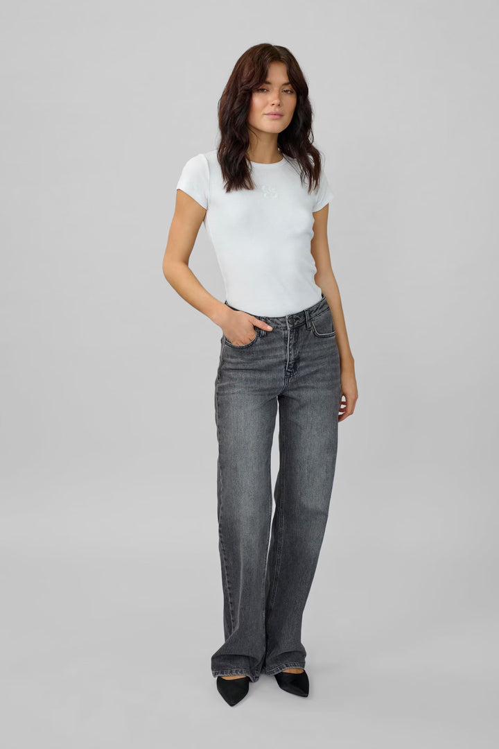Mandy Shirt - My Essential Wardrobe - Liev