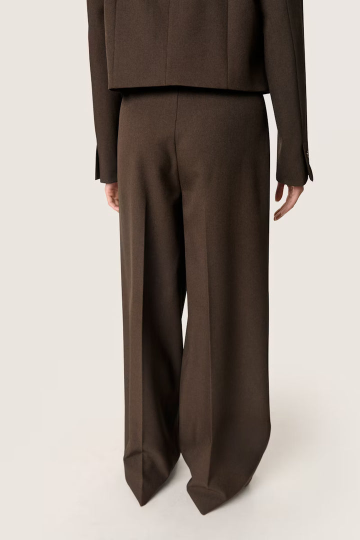 Brown Pants - Soaked - Liev